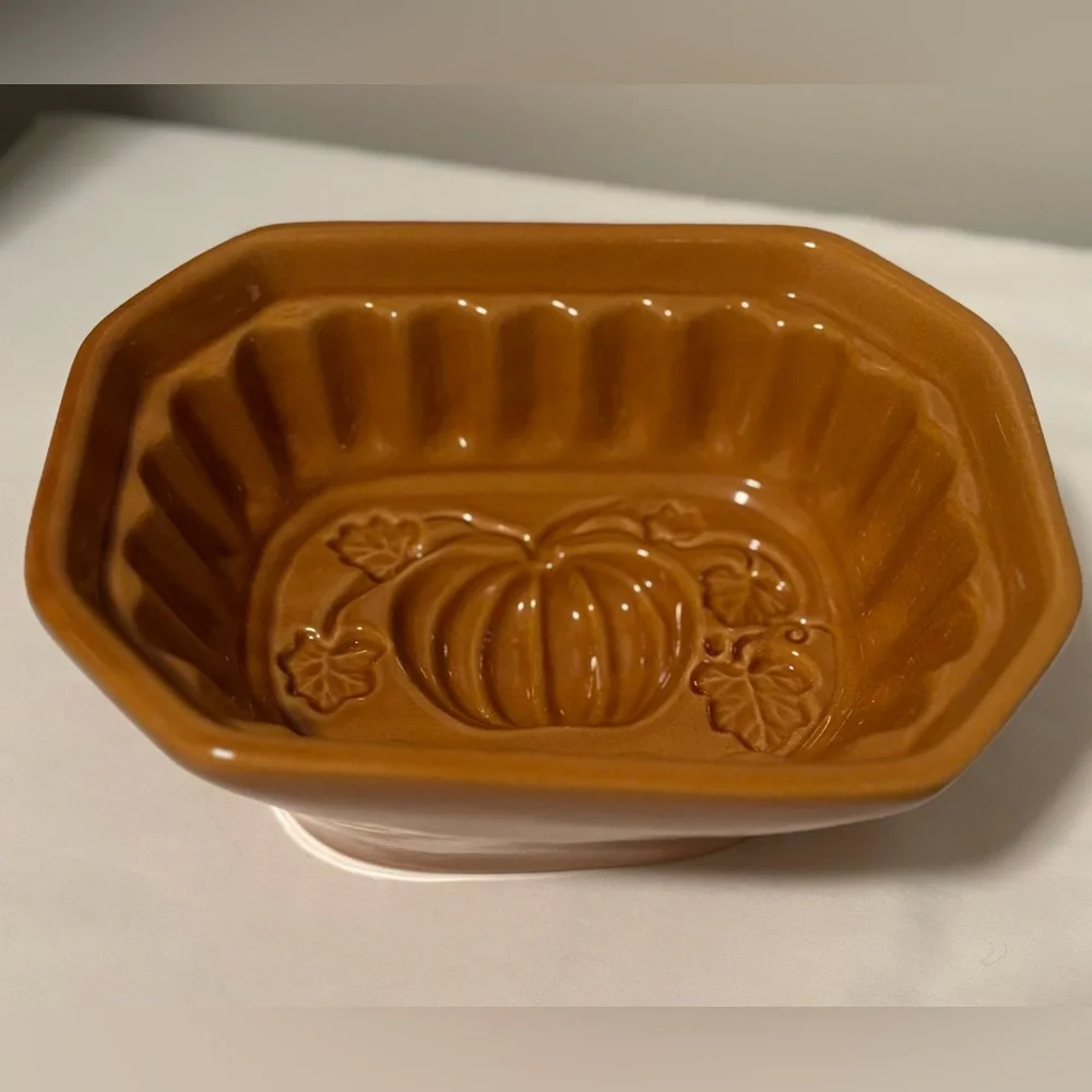 Vintage Crate & Barrel Ceramic Stoneware Pumpkin Bread Baking Dish / Jello Mold